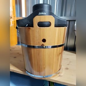Automatic Sunbeam Ice Cream Maker